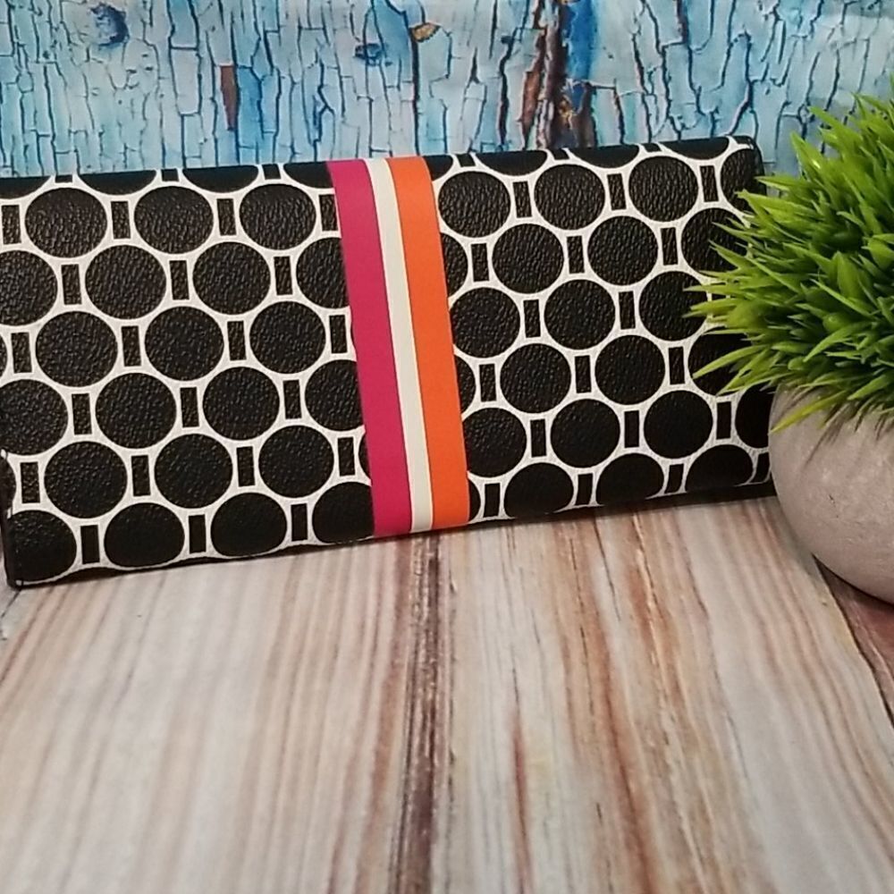 C. Wonder Geometric Print Wallet - image 5